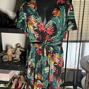 Black dress w floral palm design and belt NWOT